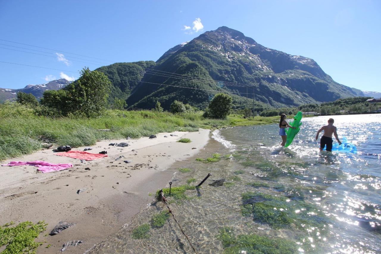Andalsnes Hostel Esterno foto